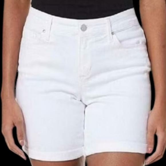 Jessica Simpson Bermuda Shorts White Size 6/28 - Picture 1 of 7